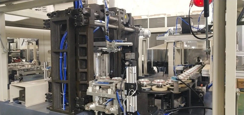 Pet-Bottle-Blow-Moulding-Machine